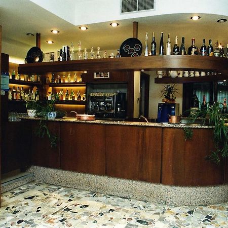 Ristorante Primula Bianca Hotel Varzi Exterior photo